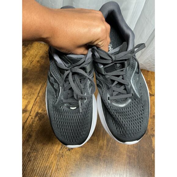 Saucony Running Shoes Womens Size 8 Wide Black White Ride 15 Sneakers S10730-05 - Picture 10 of 11